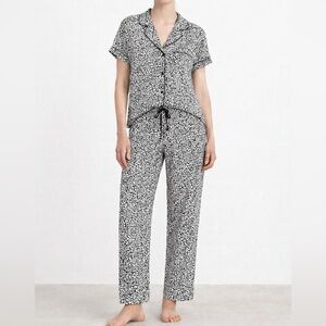 NEW 2 pc satin pajamas set black/white pants & short sleeve button down top Sz L